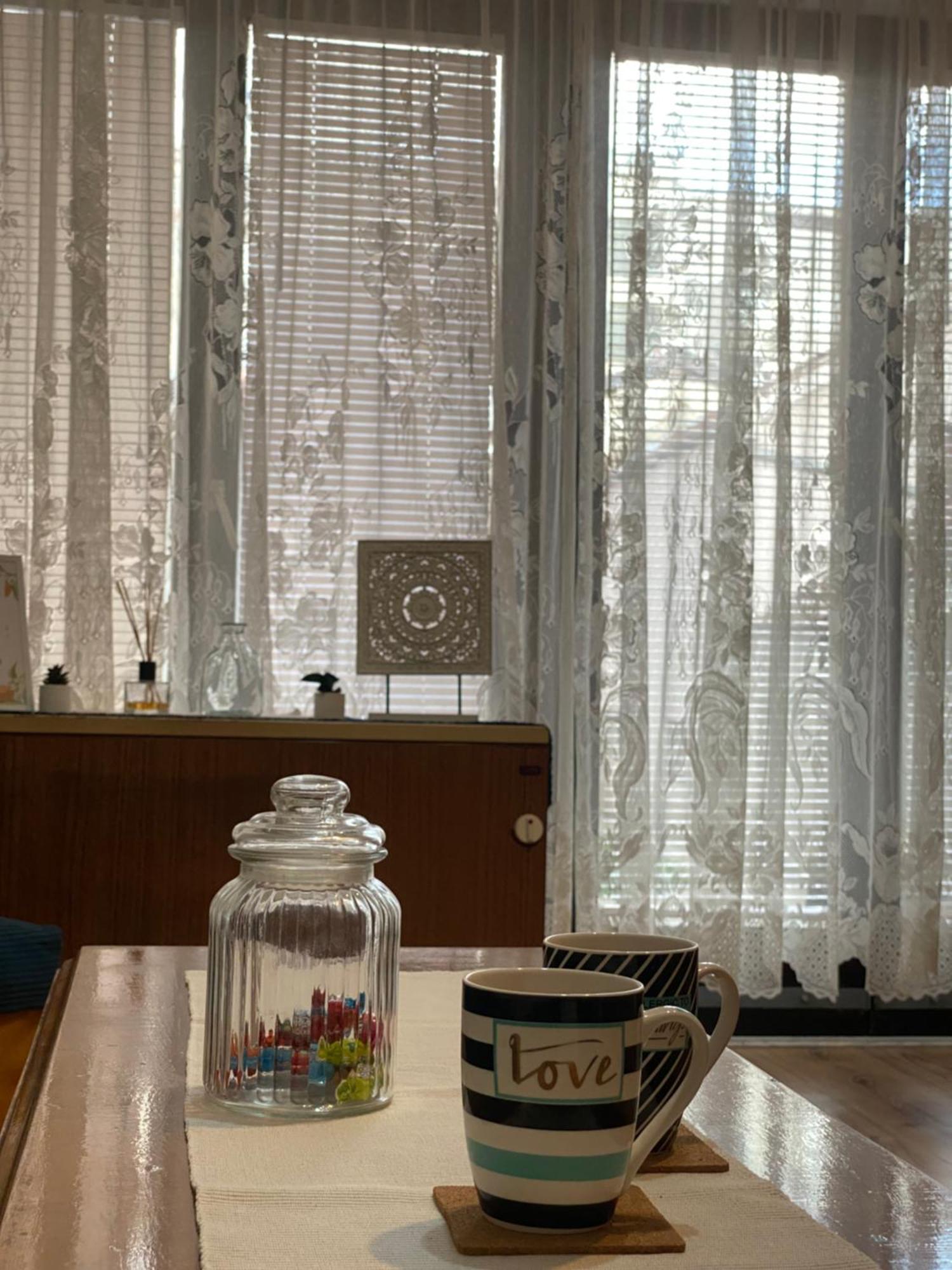 Apartmani Dora Leskovac Лесковац Екстер'єр фото